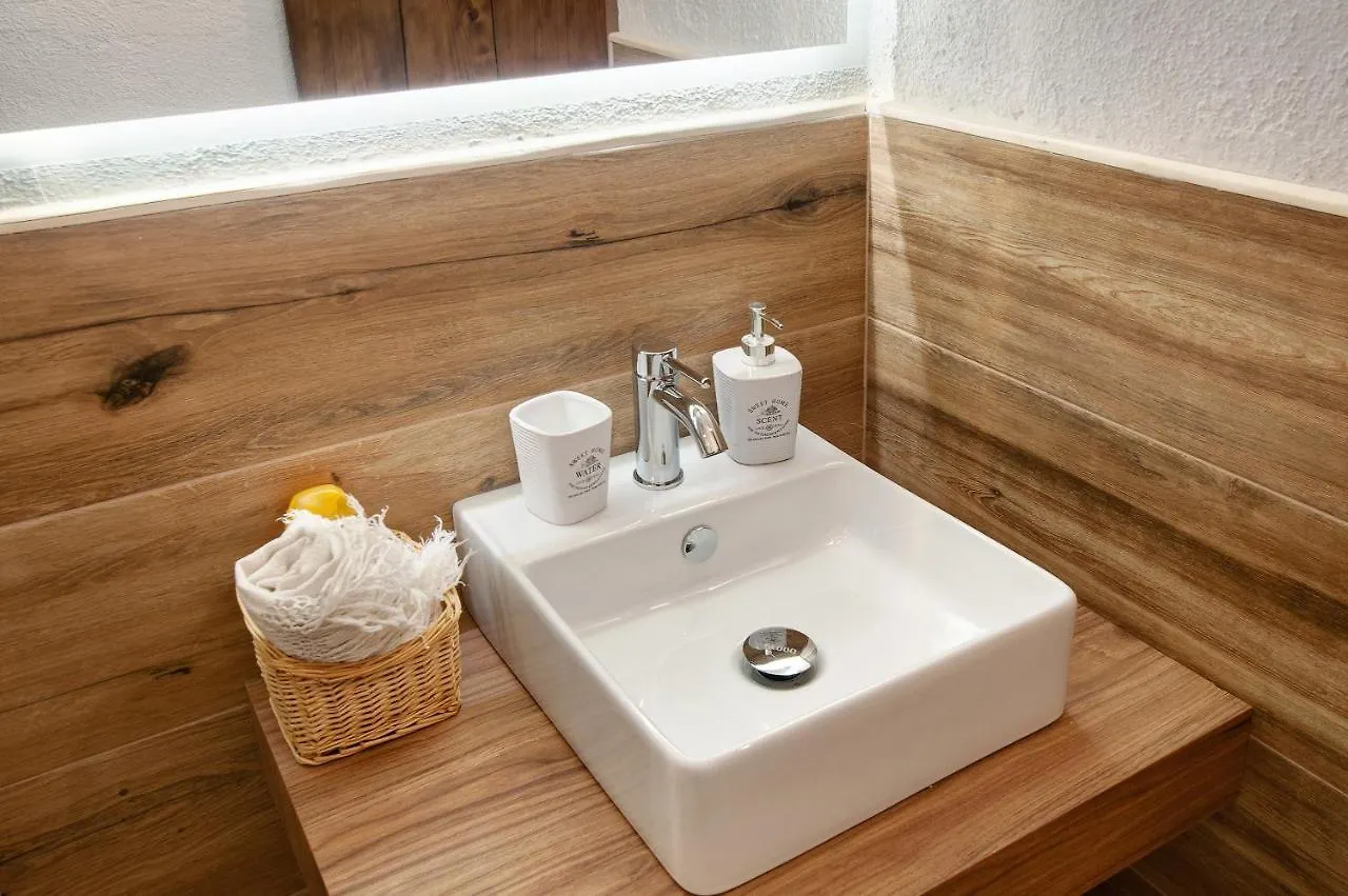 Sweet Somma Mountain Lodge 1 Motta San Guglielmo Italy